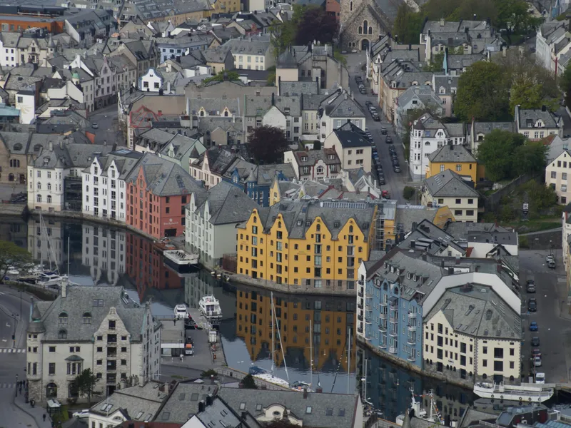 Ålesund, Bredsund