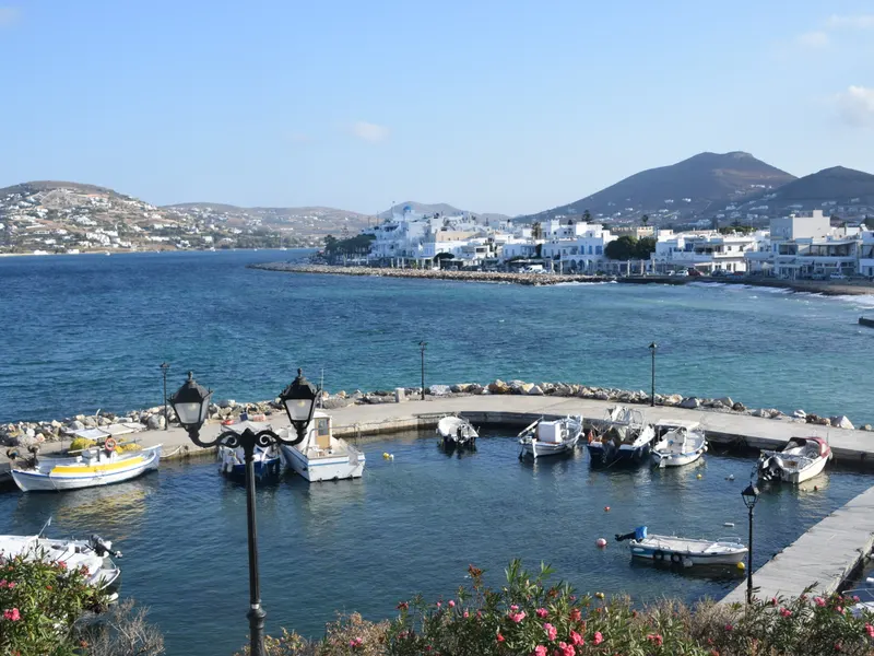 Paros