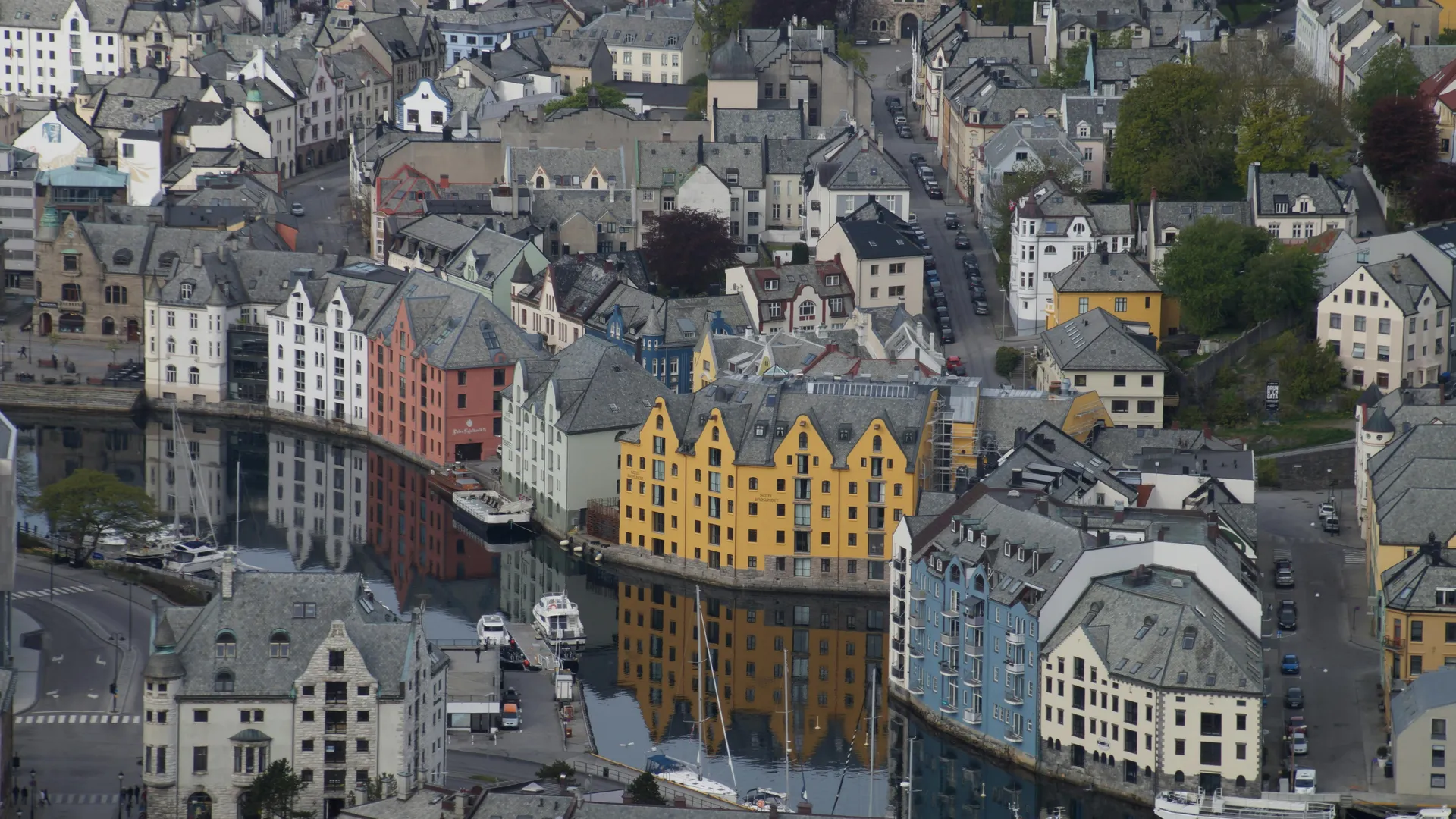 Ålesund, Bredsund
