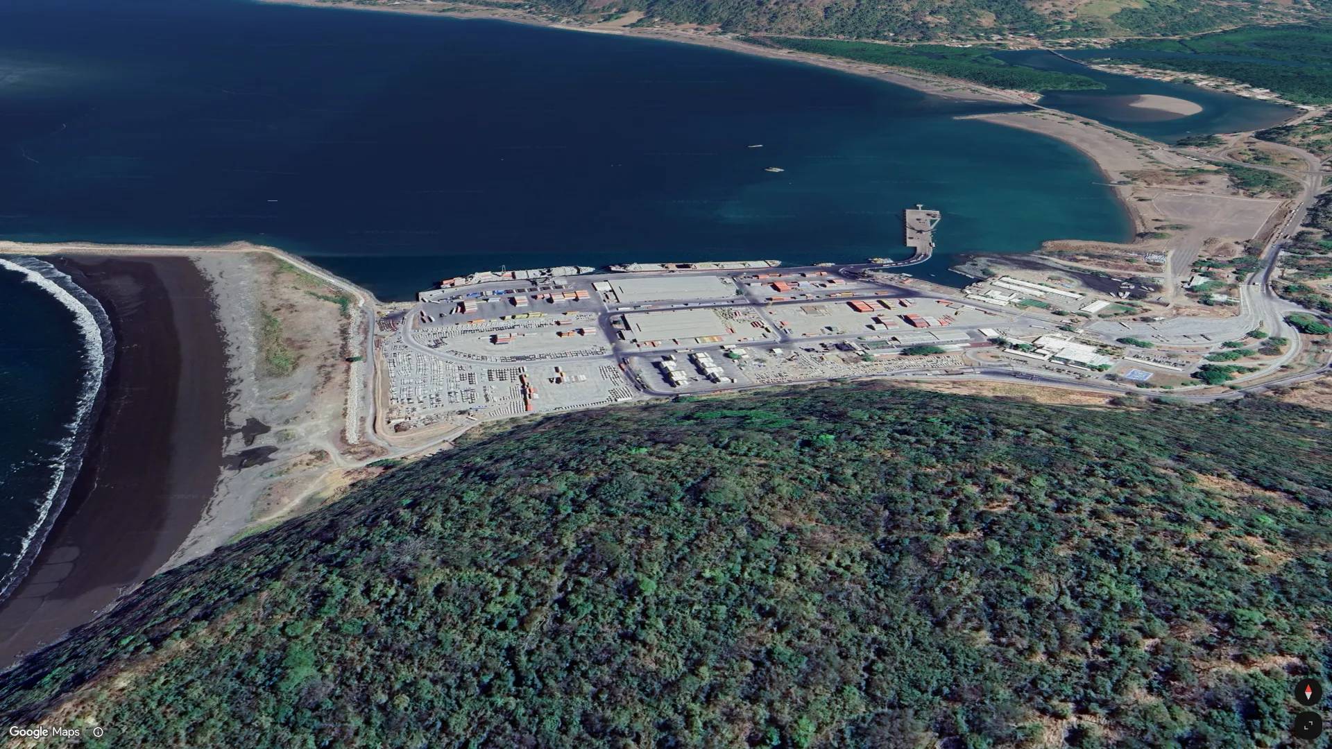 Puerto Caldera