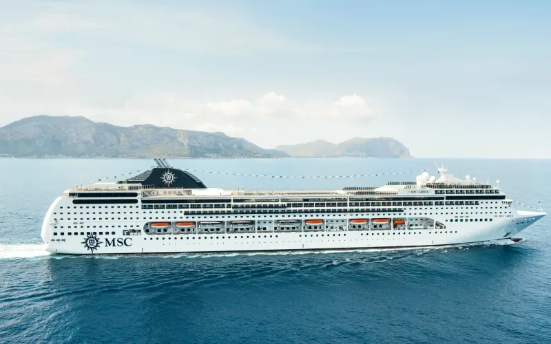 MSC Lirica
