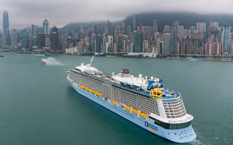 Spectrum of the Seas