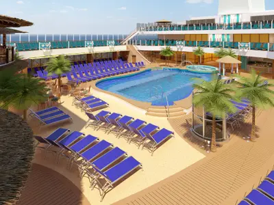 Draufsicht auf ein sonniges Pooldeck der Carnival Celebration mit großem Pool, Whirlpool, zahlreichen blauen Liegestühlen, Palmen und mehreren Decks mit Meerblick im Hintergrund.