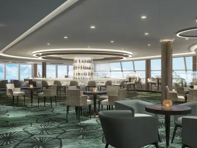 Eine gerenderte Ansicht der eleganten Observation Lounge Bar an Bord der Norwegian Encore, mit verschiedenen Sitzgelegenheiten, einem zentralen Barbereich mit Flaschenausstellung, großen Fenstern und gemusterter Teppichware.